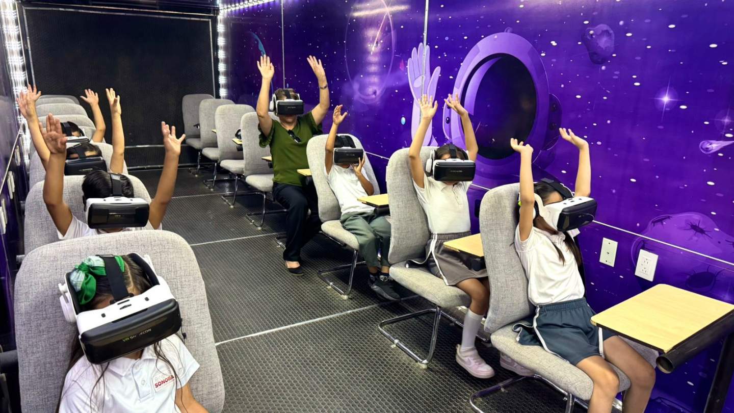 Gobierno de Sonora fortalece la promoción de la ciencia y la tecnología mediante el programa “Fiesta de la Ciencia y la Robótica”